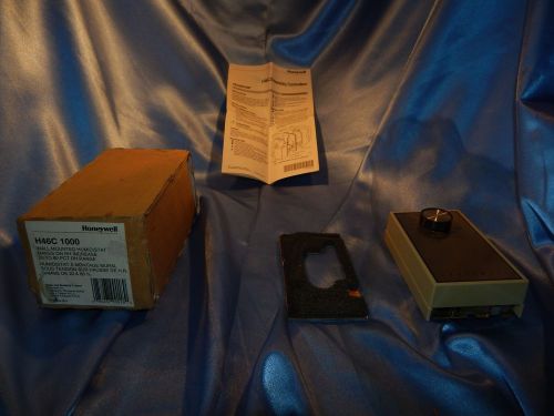 General Electric Foot Switch (CR150A21) 1 Stage Latched 1 NO-1 NC, New Surplus