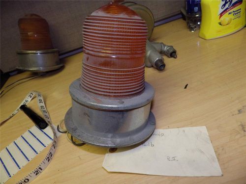Edwards adapta beacon rotating strobe amber light signal light round top p21 for sale