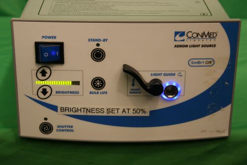 Conmed Linvatec LS7500 LIGHT SOURCE - TESTED - GREAT CONDITION.