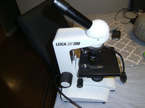 Leica BF 200 Microscope
