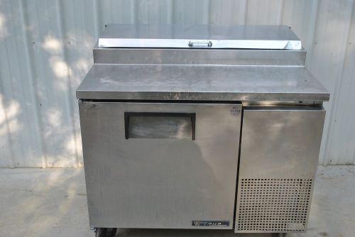 True tpp-44  44&#034; refrigerated pizza prep table for sale