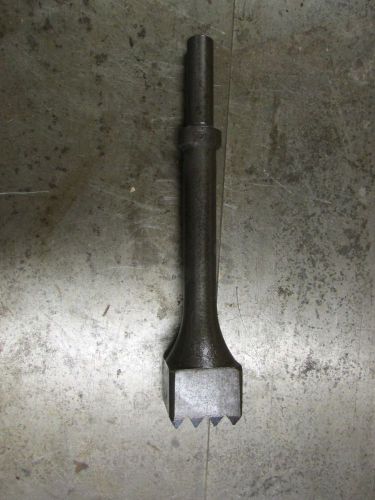 Round Shank / Oval Collar .680&#034; BUSHING TOOL Chipping Hammer tool NEW