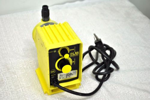 Lmi milton roy p121-352si electromagnetic dosing metering pump chemical for sale