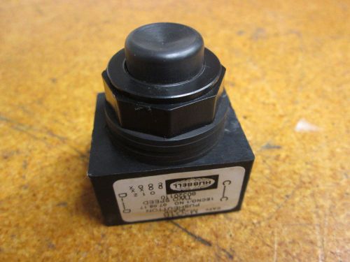 Hubbell M2G1B Pushbutton Two Speed 1ECNO/1NO New