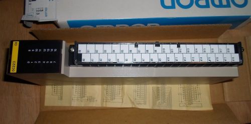 OMRON C500-OC223 PLC OUTPUT UNIT (NEW IN BOX)