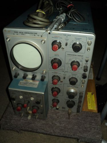 VINTAGE TEKTRONIX TYPE 585A OSCILLOSCOPE WITH TYPE 81A PLUGIN ADAPTER