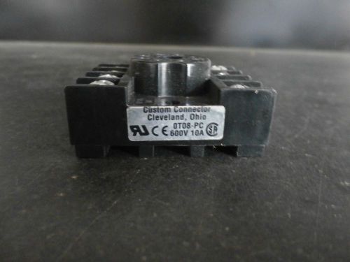 TWO CUSTOM CONNECTOR RELAY SOCKETS, 0T08-PC