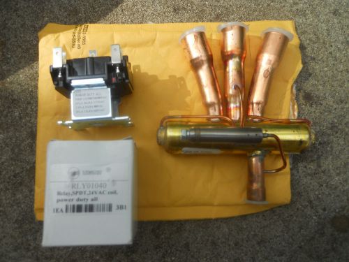 VAL08212 REVERSING VALVE