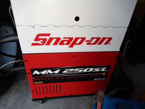 SNAP ON MM 250SL WIRE FEED MIG WELDER