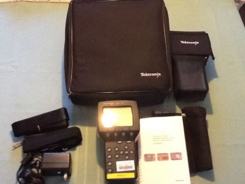 Tektronix wfm 90 hand held waveform, vector, picture, &amp; audio monitor excellent for sale