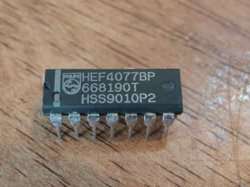 HEF4077BP 4077B 4077 IC  DIP 14 ****NEW, AVAILABLE FOR FAST DISPATCH!****