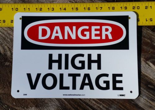 DANGER HIGH VOLTAGE Sign Plastic 7&#034; x 10&#034; with Mounting Holes
