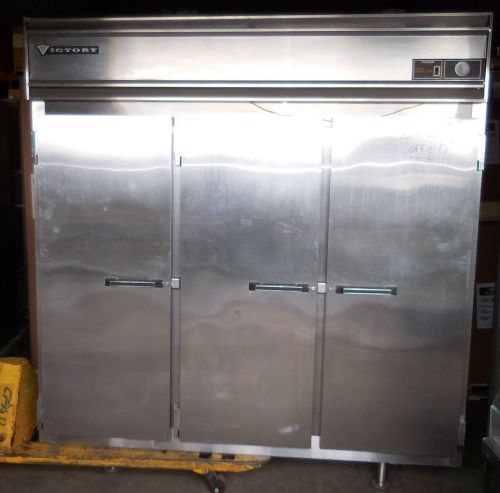 Freezer reach-in, 3 section 3 door, victory fs3ds7, 70 cubic ft capacity for sale