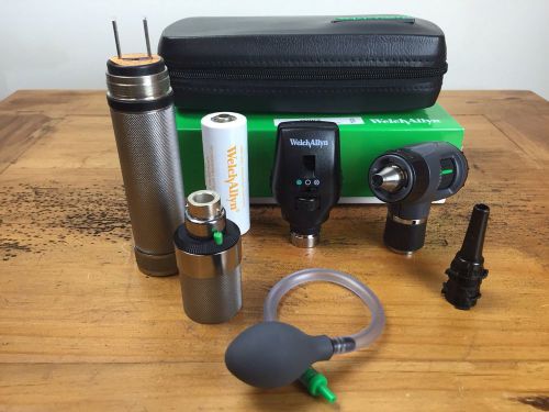 WELCH ALLYN DIAGNOSTIC SET 23820 Macroview Otoscope 11720 Coax. Ophthalmoscope
