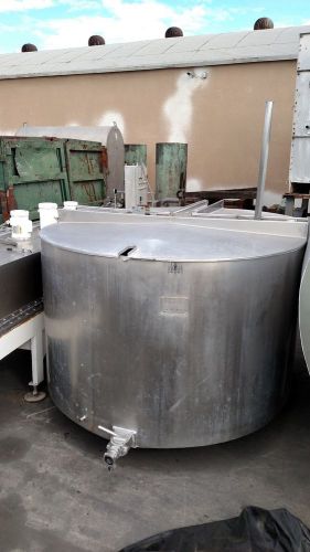 1100 Gallon Stainless Open Lid Top Tank