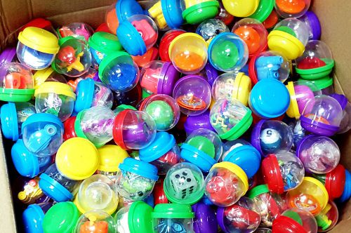 500X  2&#034; (49mm) Capsules filled Mix Toys Bulk Vending Prizes Pinata Party Favors