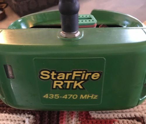 Starfire 450 mhz radio with deluxe shroud