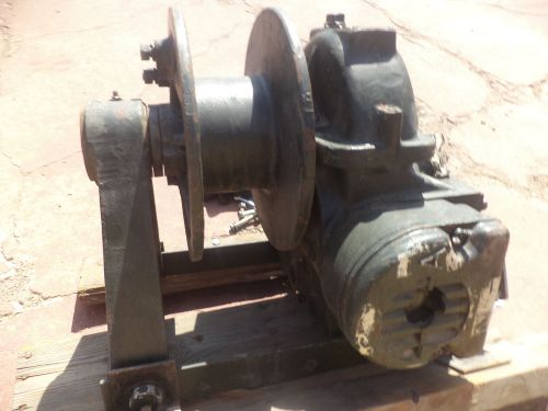 Garwood Winch 15000 pounds Forward/Reverse Gear box Unused   in their crate