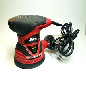 SKIL 5-Inch Random Orbit Sander w/Pressure Control &amp; Dust Catch - 7492-02 (A)