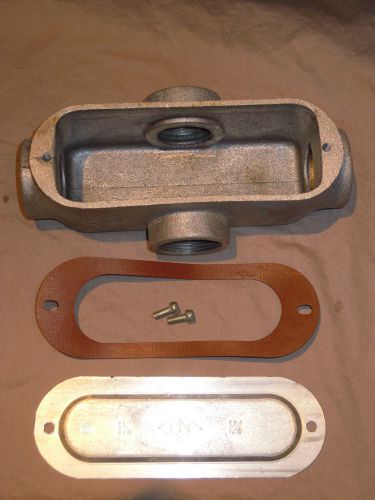 Kondu conduit body x1-1/2&#034; - complete with gasket and cover for sale