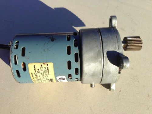 HOWARD INDUSTRIES MOTOR 5-22-0001 115V  HP 60 HZ  5 IN-LBS 250 RPM CONT DUTY