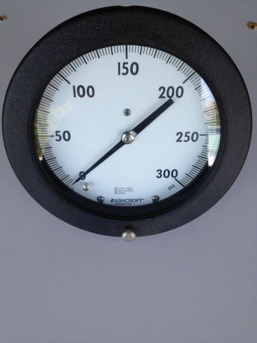 NEW NOS 5.5” Round Dial Ashcroft 0-300 psi Pressure Gauge  1/4 ” NPT Brass Bronze
