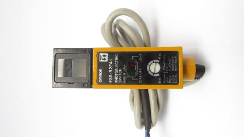 E3S-R2E41 Omron Photoelectric Sensor