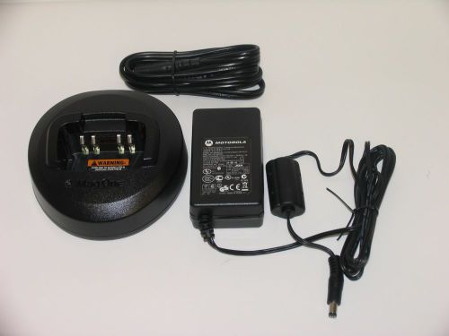 Motorola bpr40 mag one single unit rapid rate charger kit pmln5048 for sale