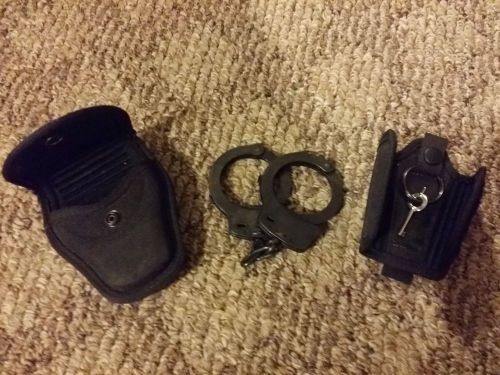 Smith &amp; wesson s&amp;w model 100 handcuffs, chain-link for sale