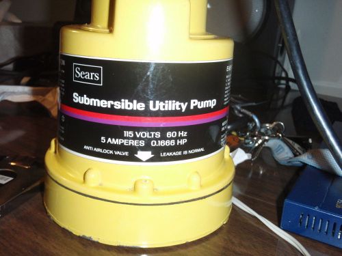 Sears Submersible Utility Pump 115 Volts 60Hz 5 Amps .1666HP #563.26931