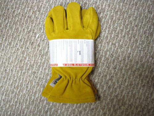 Shelby fire gloves