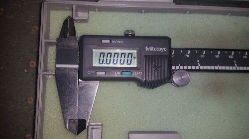 Mitutoyo micrometer  500-136 (CD-6-BS) Digital Caliper with Box
