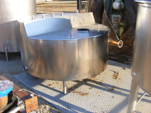 Used 275 300 Gallon Stainless Steel tank Food Grade in NJ