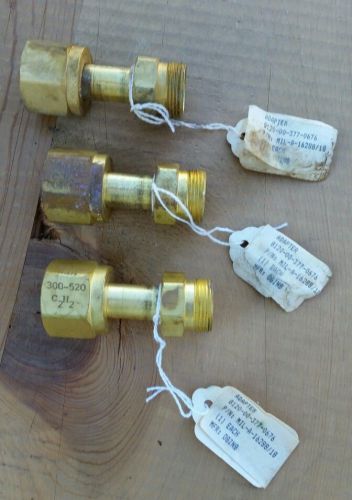 Adapter compressed gas cylinder valve connections - nsn 8120-00-377-0676 - nos for sale