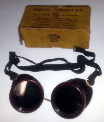 VINTAGE AIRCO WELDING SAFETY GLASSES,GOGGLES With Box - STEAMPUNK - MOTORCYCLE