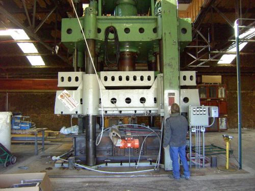 1 USED 800 TON LAKE ERIE 4 POST DOWN ACTING HYDRAULIC PRESS