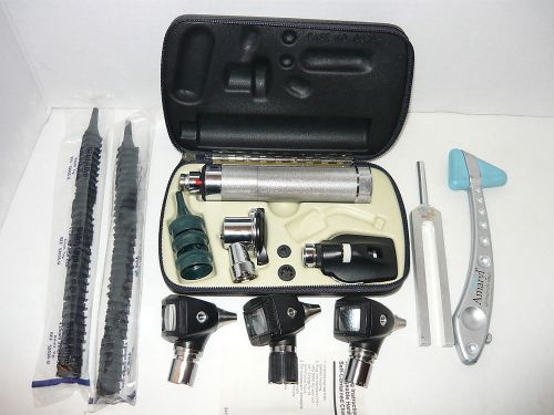 WELCH ALLYN OTOSCOPE SET WITH EXTRAS,71050 3.5V,20200,11610 HEAD,25020A+++