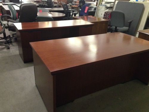 Executive set desk &amp; credenza by steelcase office furn in cherry color wood for sale