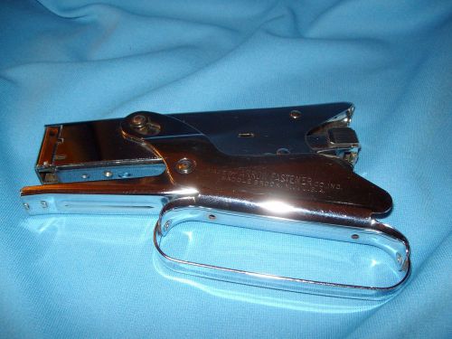 Arrow P22 Plier Type Stapler-Made in USA