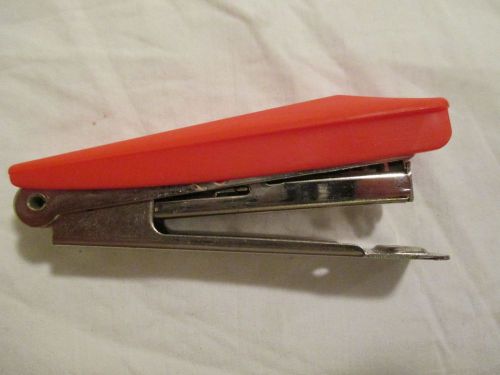 Stapler Red Plastic Top Desk Top Plier Style 3 3/4&#034;