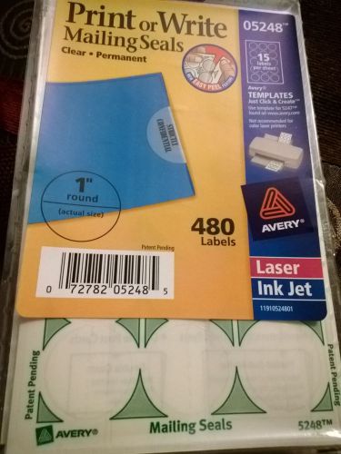 Avery - Print or Write Mailing Seals 1in dia White 600 per Pack - AVE05247 (New)