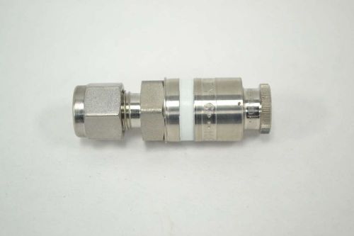 NEW SWAGELOK SS-QTM2D-400K6 QUICK CONNECT COUPLING 1/4IN NPT B360651