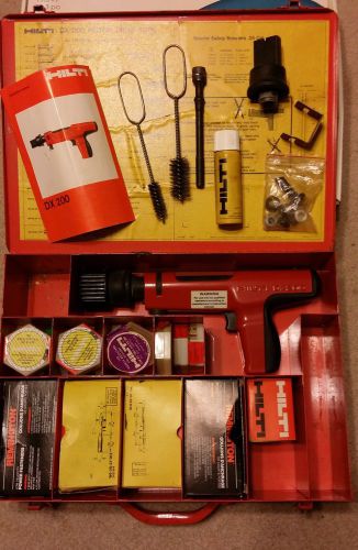 HILTI DX-200 DELUXE KIT POWDER ACTUATED FASTENING SYSTEM WITH CASE