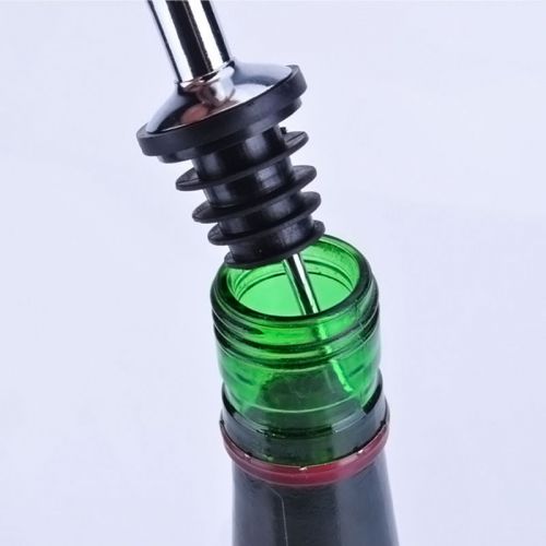 Wine Bottle Pour Spout Stopper Pourer Free Flow Stainless Steel Home Bar 1pc