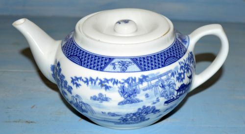 Tea Pot Blue Porcelain EMF China
