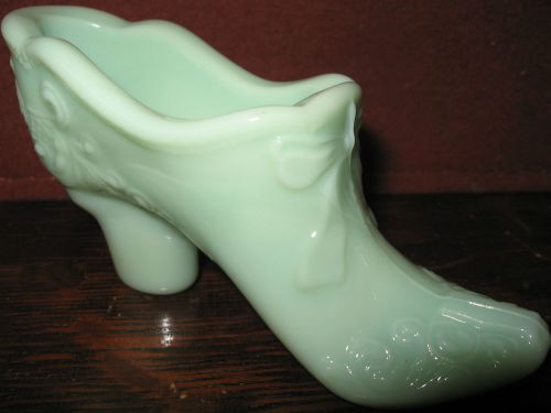 Jadeite glass Bow pattern Shoe Slipper Boot christmas jadite Jade green milk art