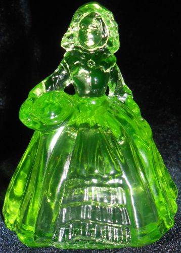 Green Vaseline glass Doll Figurine uranium girl figure princess dress Elizabeth