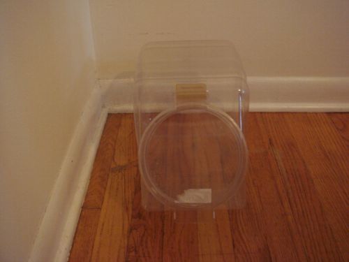 Plastic Bins with round opening and lid - Quantity of 23