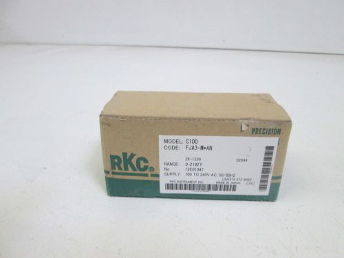 RKC TEMPERATURE CONTROL REX-C100 *NEW IN BOX*