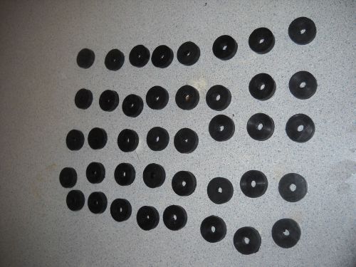 New Black Rubber Washers Lot of 40 1&#034; round 1/4&#034; thick 1/4&#034; inside hole